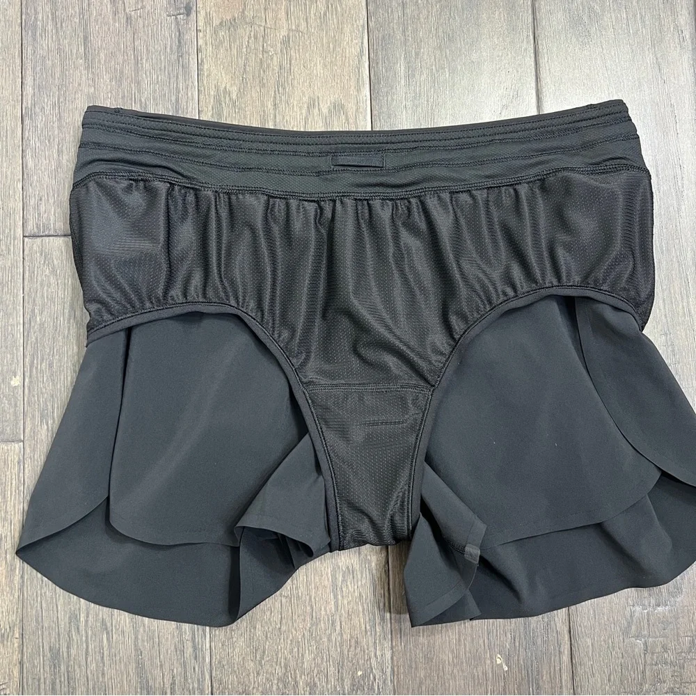 Lululemon NWOT Fast and Free High-Rise Classic-Fit Split Short 3" Black - Picture 4 of 8